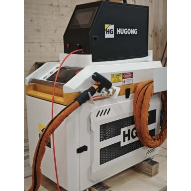 2 kW Rankinis lazerinis suvirinimo aparatas Hugong HGLW 2000E