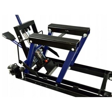 Motociklo hidraulinis keltuvas GEKO 680kg, G02180